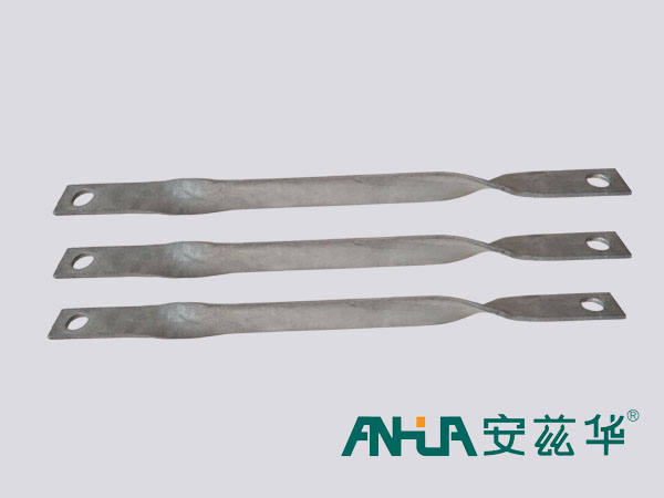 扭板撐鐵